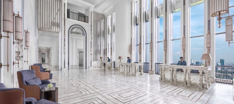 Lobby The Langham Hotel Jakarta SCBD Best Staycation Family Friendly