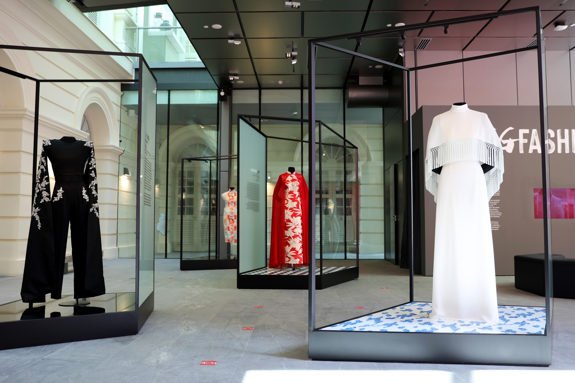 First-Display-Of-Contemporary-Singapore-Fashion-ACM