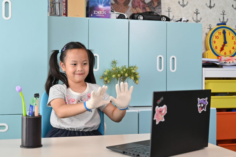 Student EDOOVO Singapore
