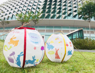 Craft Mid-Autumn Lanterns At Esplanade In Singapore