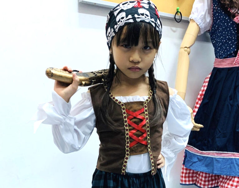 Halloween-Costumes-Awesome-Costumes-Singapore