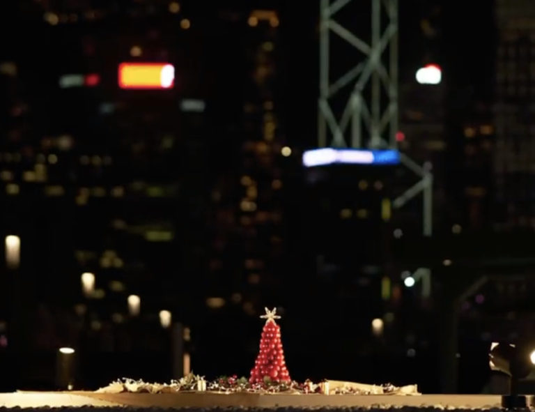 Cartier Christmas Tree At K11 Mall Hong Kong