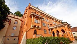 INTERNAT SCHULE SCHLOSS STEIN Boarding School Germany