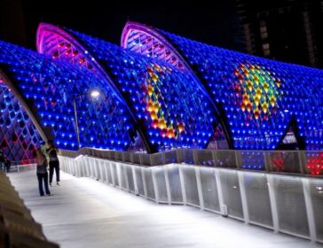 Insta-Worthy Saloma Link Bridge In Kuala Lumpur