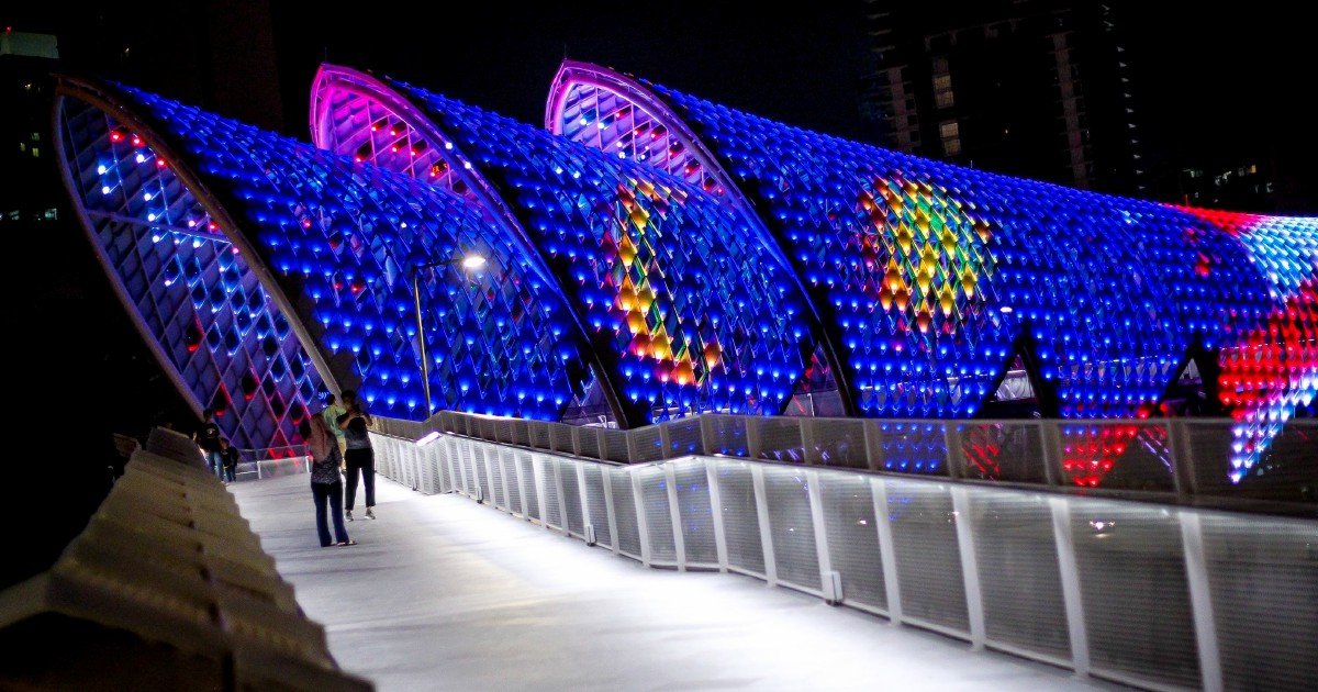 Insta-Worthy Saloma Link Bridge In KL