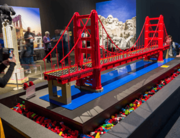 Brickman®️ Wonders Of The World LEGO®️ Exhibition In Singapore