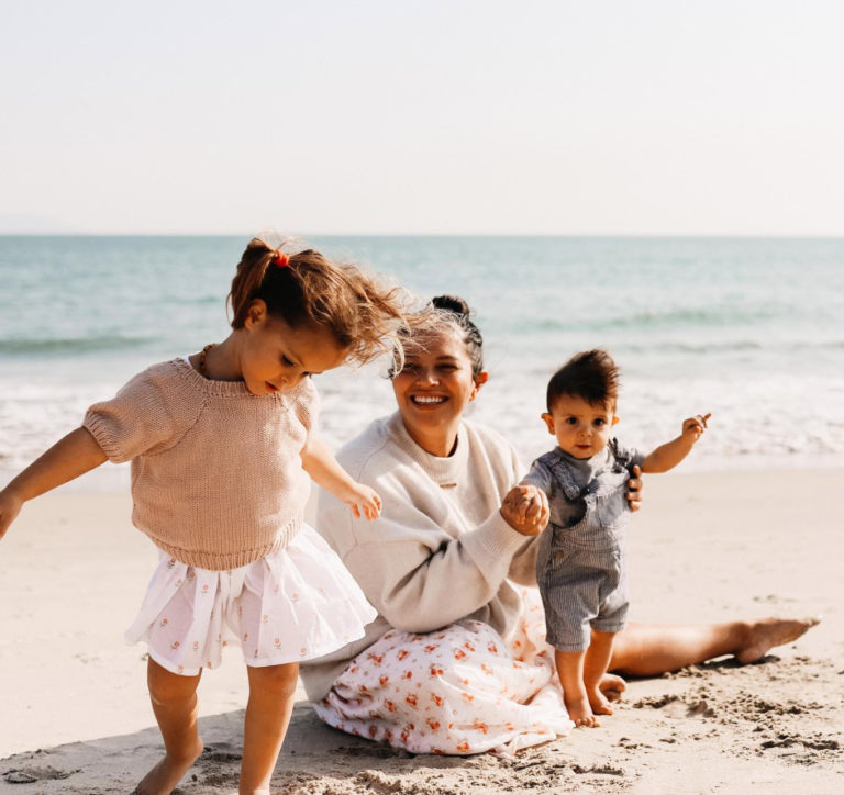 Karen Holt Mom And Dad Instagram Influencers Who ROCK Hong Kong Little Steps Asia