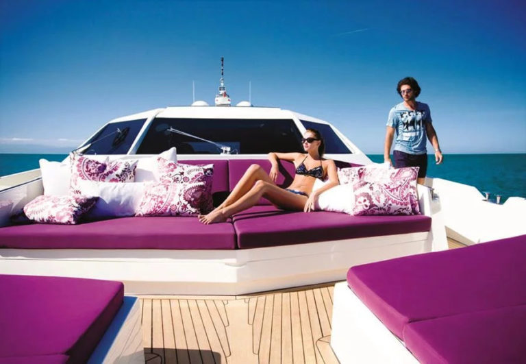 hire boat hong kong