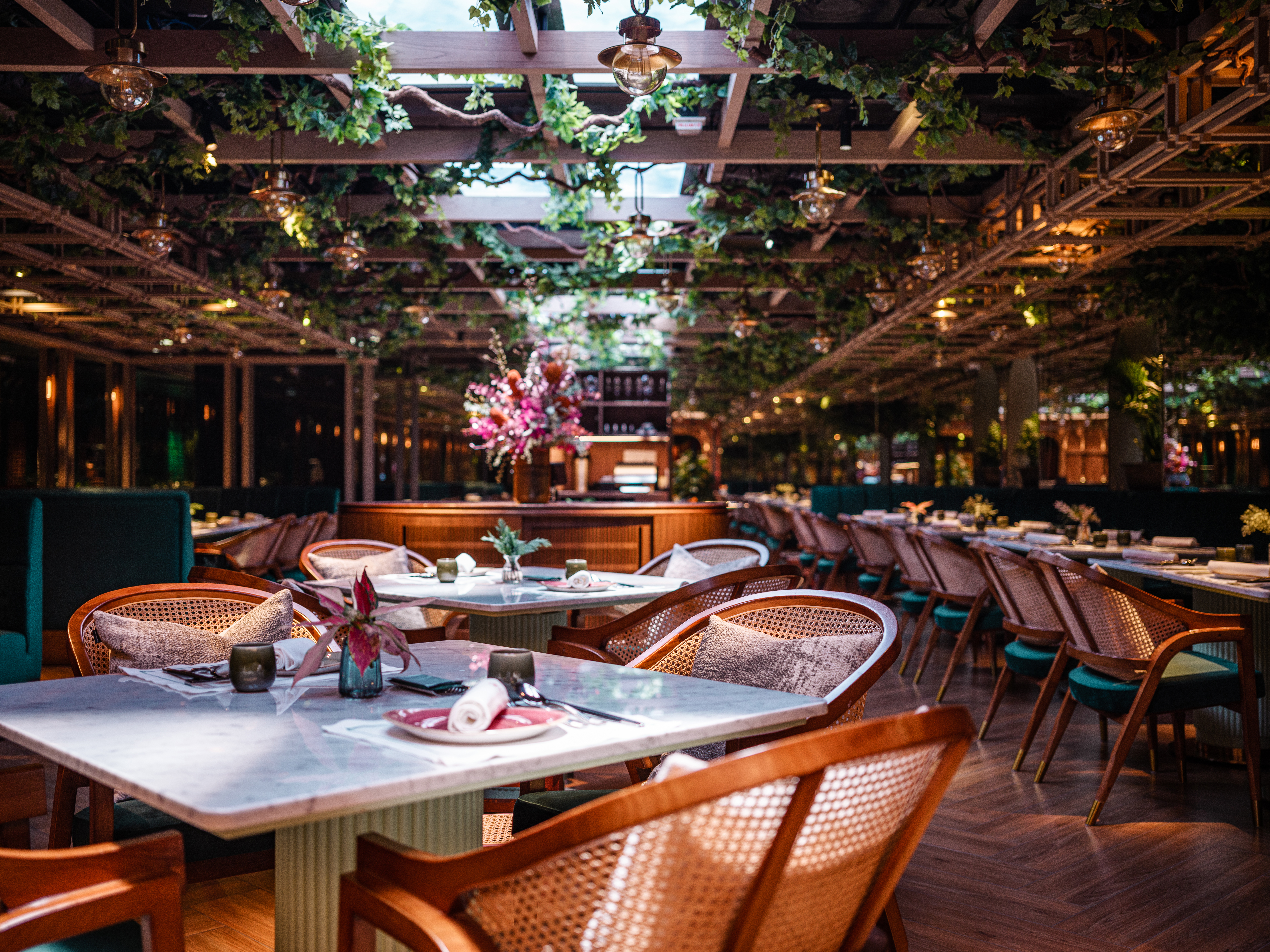 Carlyle & Co. Expands: Town Club Debuts In Central This June